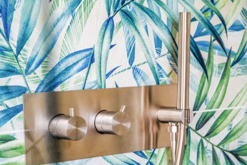 531big_bagno-camera-suite-residence-aleden-vieste-gargano_4